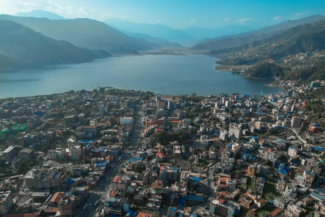 Hotel Dela Mount Pokhara Exterior foto